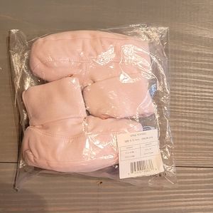 NWT Anne Geddes Baby Booties